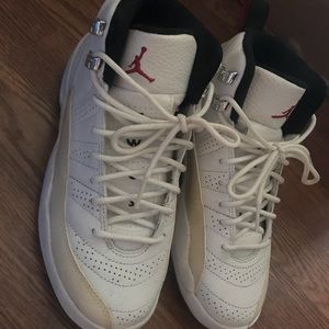 Jordan 12 rising sun size 3.5Y